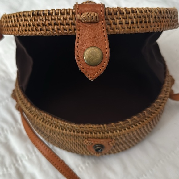 Round Rattan Bag - Picture 4 of 4